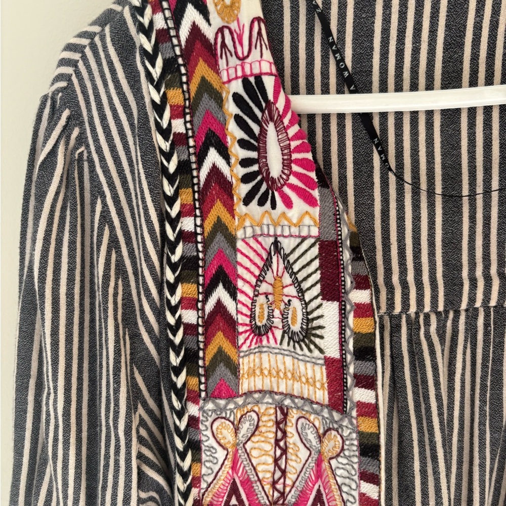 Jacket - Picture 5 of 6